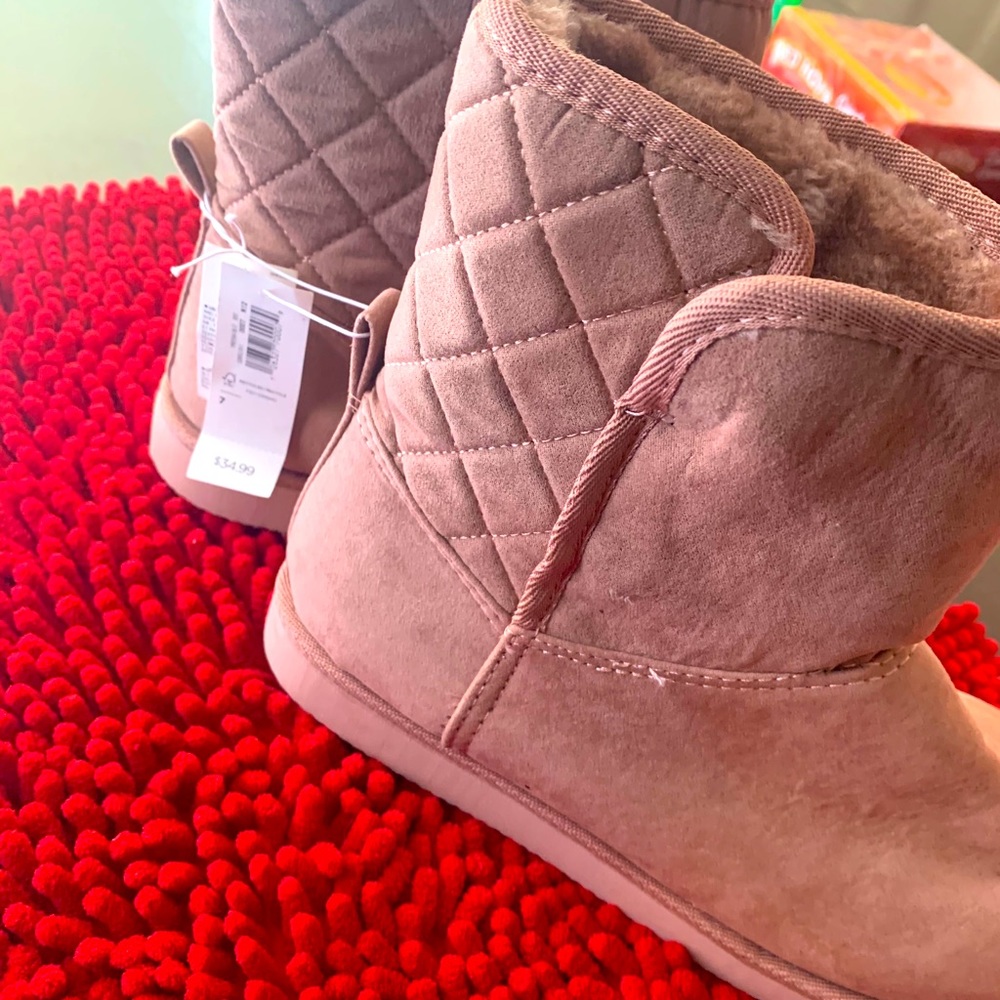 Old navy Fur lined rose pink boots